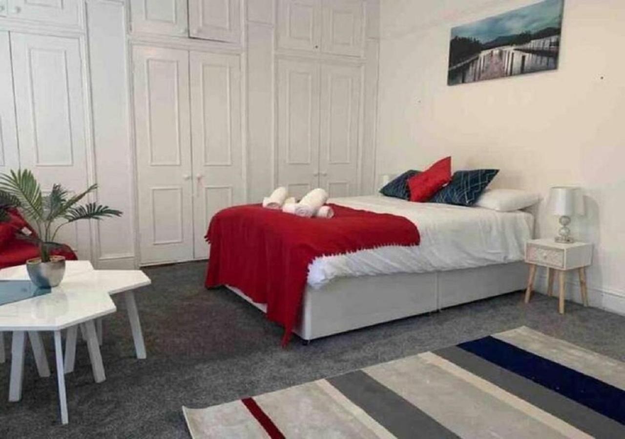 Balham, South London Spacious Guest House 5, 6 Rooms Available Exteriör bild